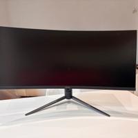 Curved gaming monitor Optix Mag 34 pollici