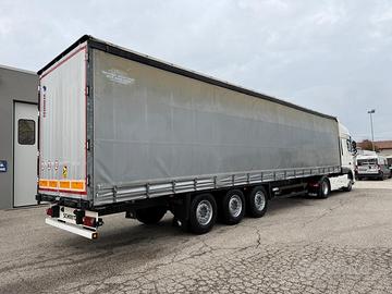 Semirimorchio centinato Schmitz anno 2015