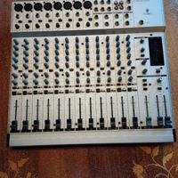 Mixer 8 canali behringer