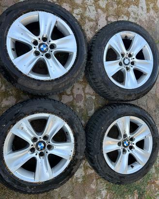 Cerchi e gomme