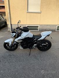 Suzuki GSR 750 2011 Depotenziata a libretto