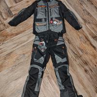 Giacca e pantalone moto