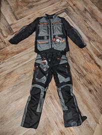 Giacca e pantalone moto