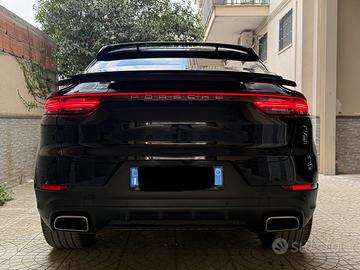 Porsche cayenne coupe
