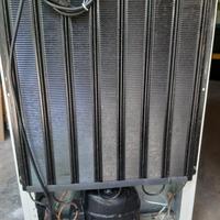 Congelatore  verticale  ***