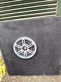 Subwoofer e predisposizioni baule auto