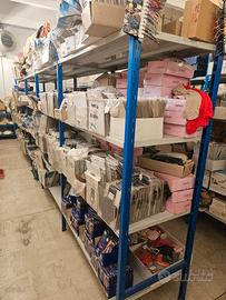 scaffalature metalliche , ripiani , montanti 