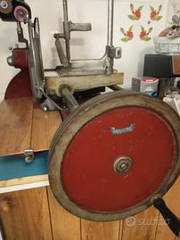 Affettatrice a volano 