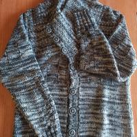 Maglione uomo con bottoni