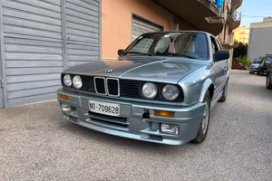 bmw e30 320i