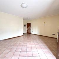 3 LOCALI A PONTE SAN NICOLÒ