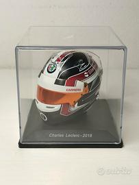 1:5 Casco Spark Charles Leclerc 2018