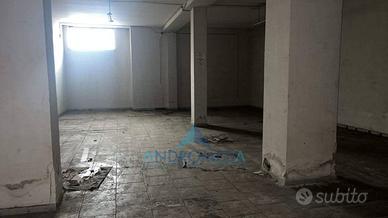 Immobile di 450 m² a Aversa