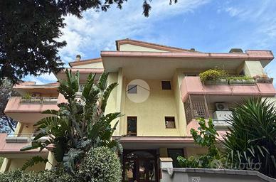 2 LOCALI A ROMA