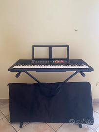Pianola Yamaha F51