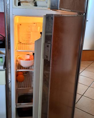 Frigorifero combinato da incasso con freezer h 160