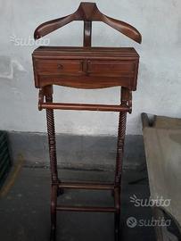 Porta vestito in legno vintage