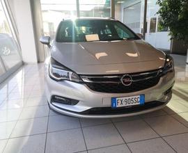 OPEL Astra 1.6 CDTi 136CV AT6. Sports Tourer Bus