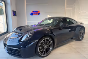 Porsche 911 IVA ESPOSTA