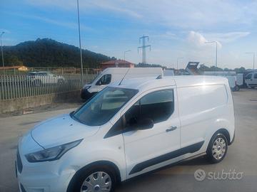 FORD CONNET 3 POSTI BENZINA CILINDRATA 1000