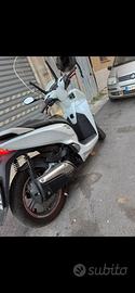 Sh 300i