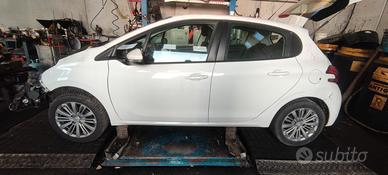 Sportello post sinistro Peugeot 208 2016