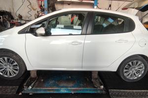 Sportello post sinistro Peugeot 208 2016