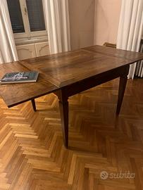 Tavolo allungabile antico