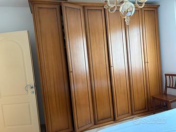 Armadio sei ante  noce