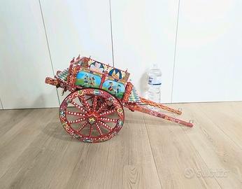 Splendido carretto siciliano artigianale, realiz