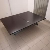 tavolo  alzabile e allungabile