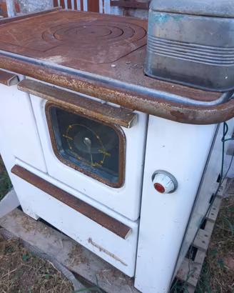 Oggetti per bricolage e abbellire ambienti