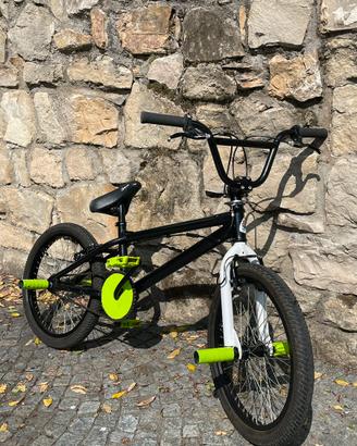 BMX bicicletta