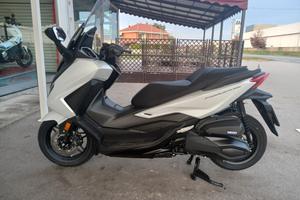 Honda Forza 350 26 SCONTO E tasso 0%