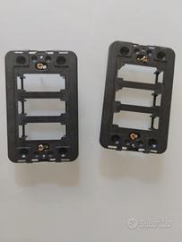 SUPPORTO  3 MODULI art. 08531 serie