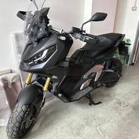 Honda XADV 750 anno 2023 4000km no sinistri