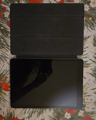 iPad 8ª generazione 128GB - perfetto, cover Apple
