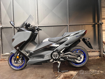 Yamaha Tmax 560