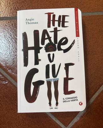 Libro "The Hate U Give"