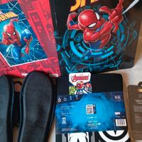 Pigiama Avengers con pantofole. Pigiama Lotto  M