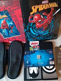 Pigiama Avengers con pantofole. Pigiama Lotto  M