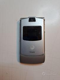 TELEFONO CELLULARE VINTAGE MOTOROLA RAZR V3