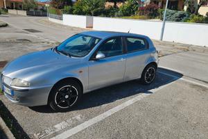 Alfa 147 1.9 jtd anno 2002