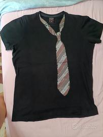 t shirt con cravatta 