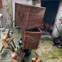 Ceste grandi di vimini vintage