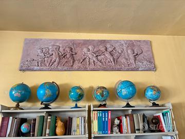 Bassorilievo in gesso raffigurante puttini