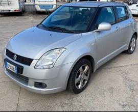 Suzuki swift 1.3 benzine 4x4