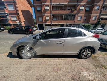 Honda Civic IX 1.4 GPL 2012