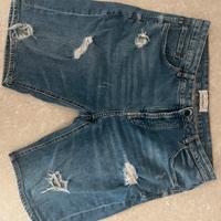 Jeans uomo corto strappato