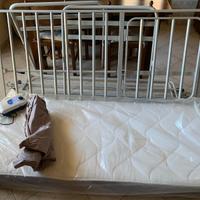 Letto da degenza per disabili